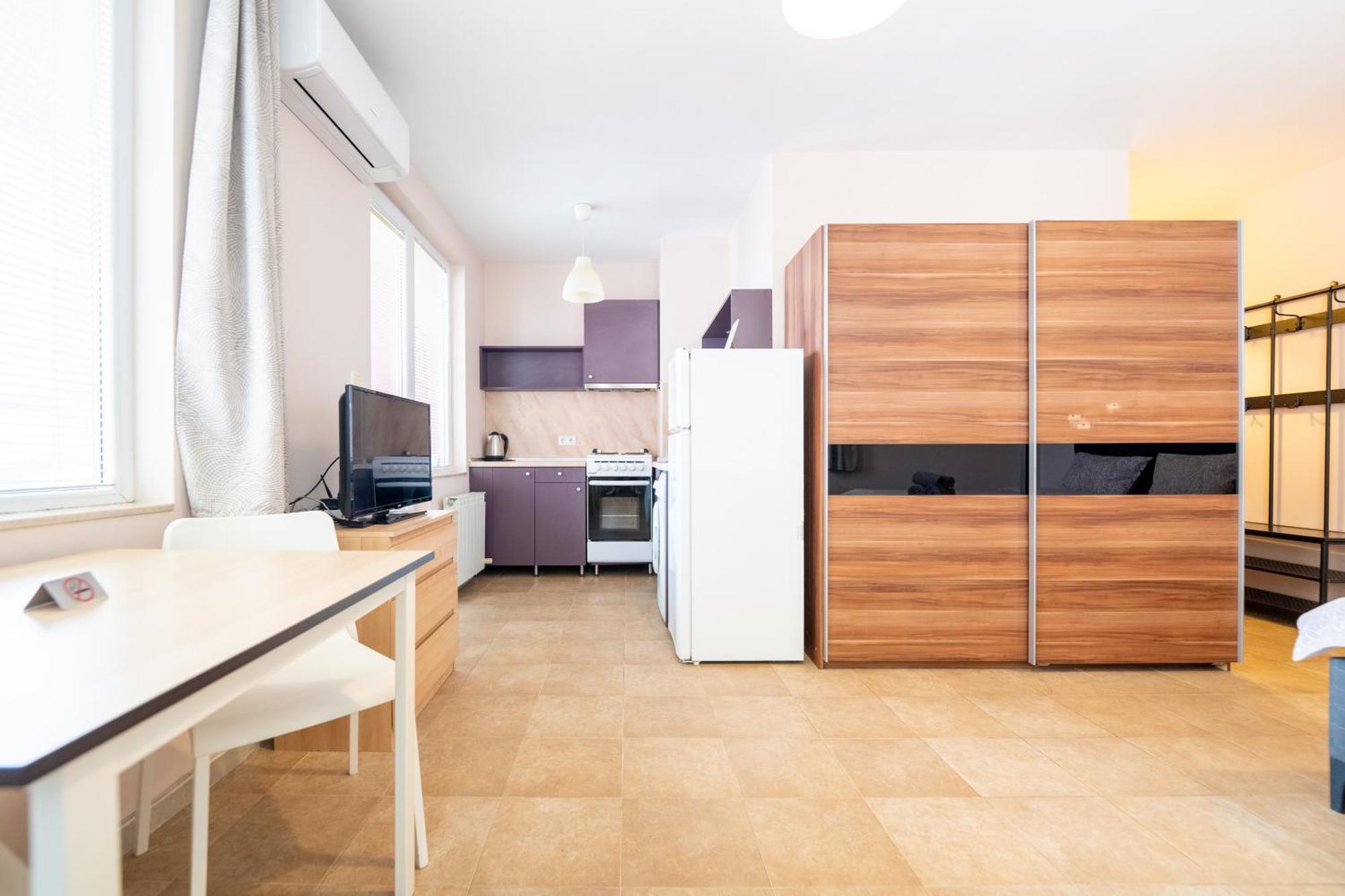 Lovely Apartment In Studentski Grad Sofia Esterno foto
