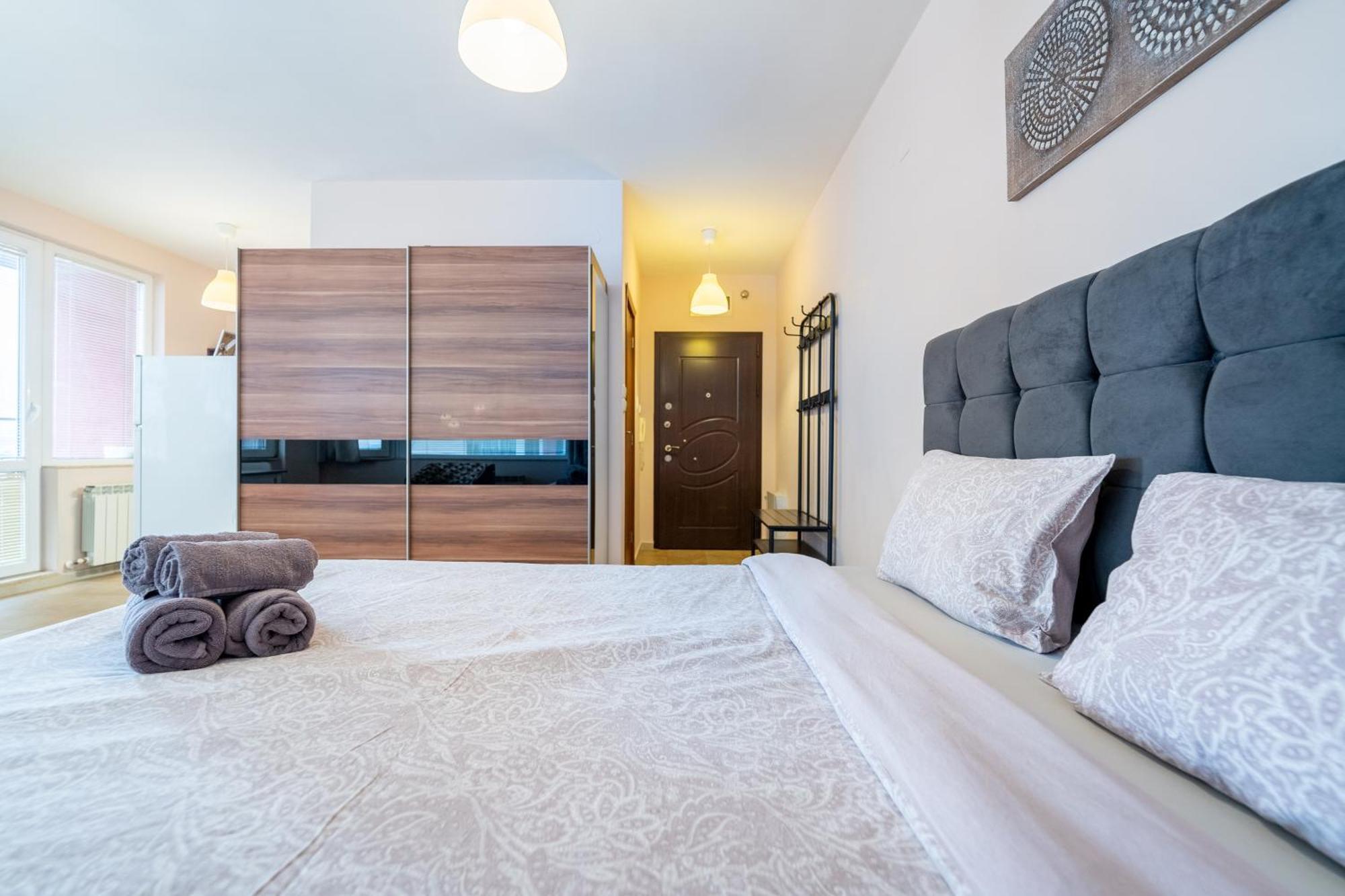 Lovely Apartment In Studentski Grad Sofia Esterno foto